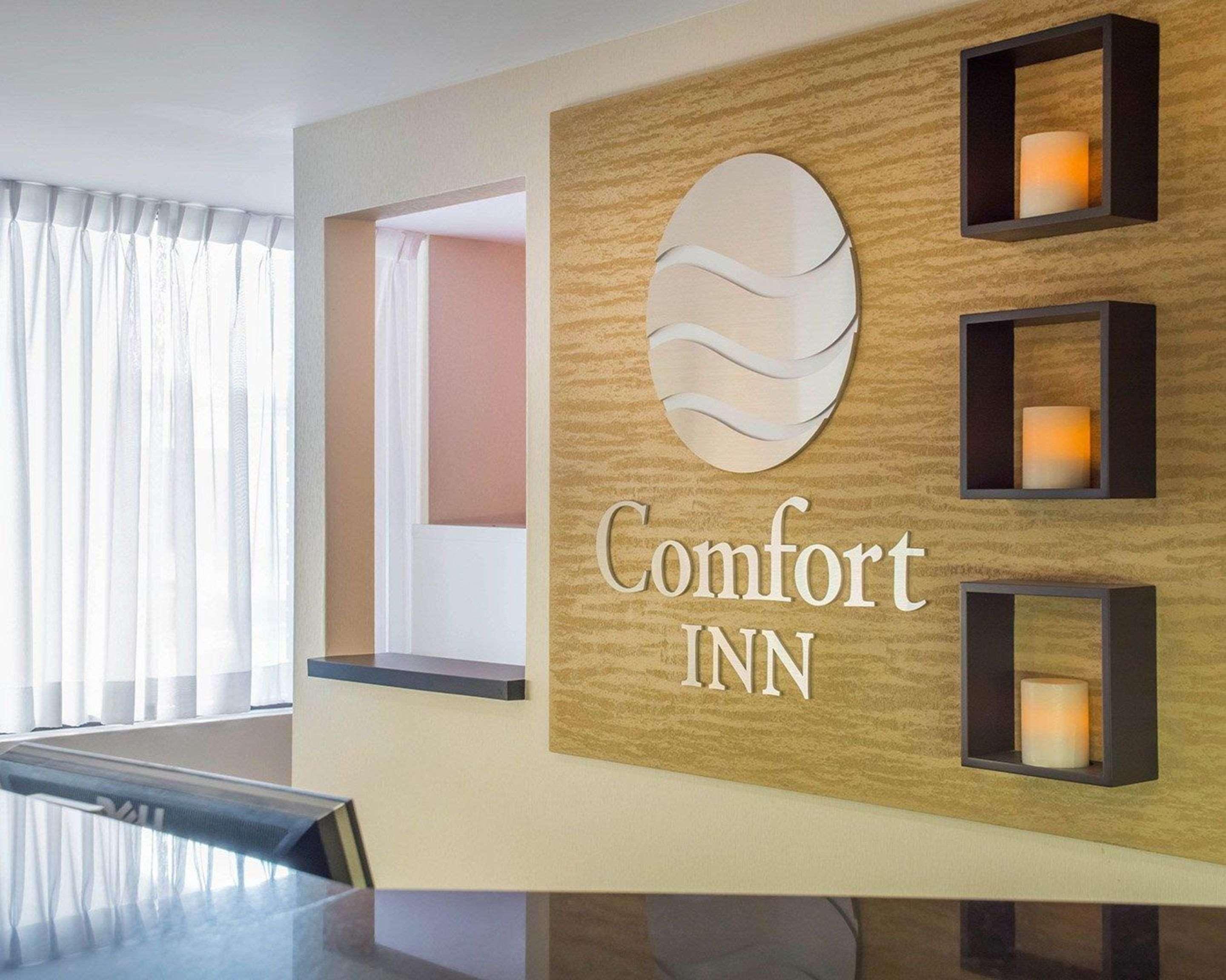 Comfort Inn Брантфорд Экстерьер фото