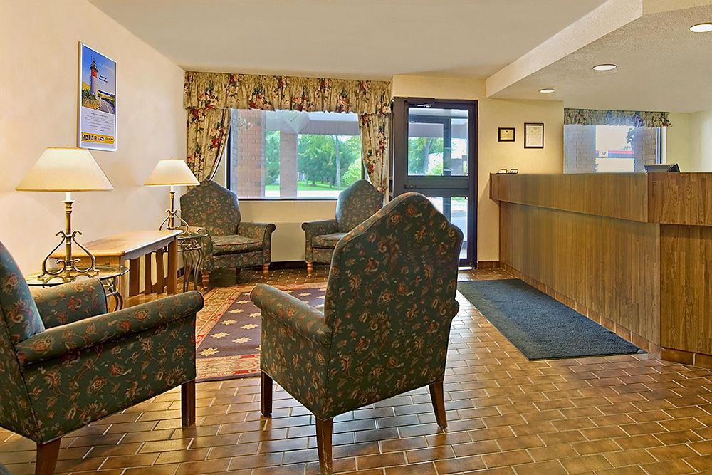 Comfort Inn Брантфорд Интерьер фото
